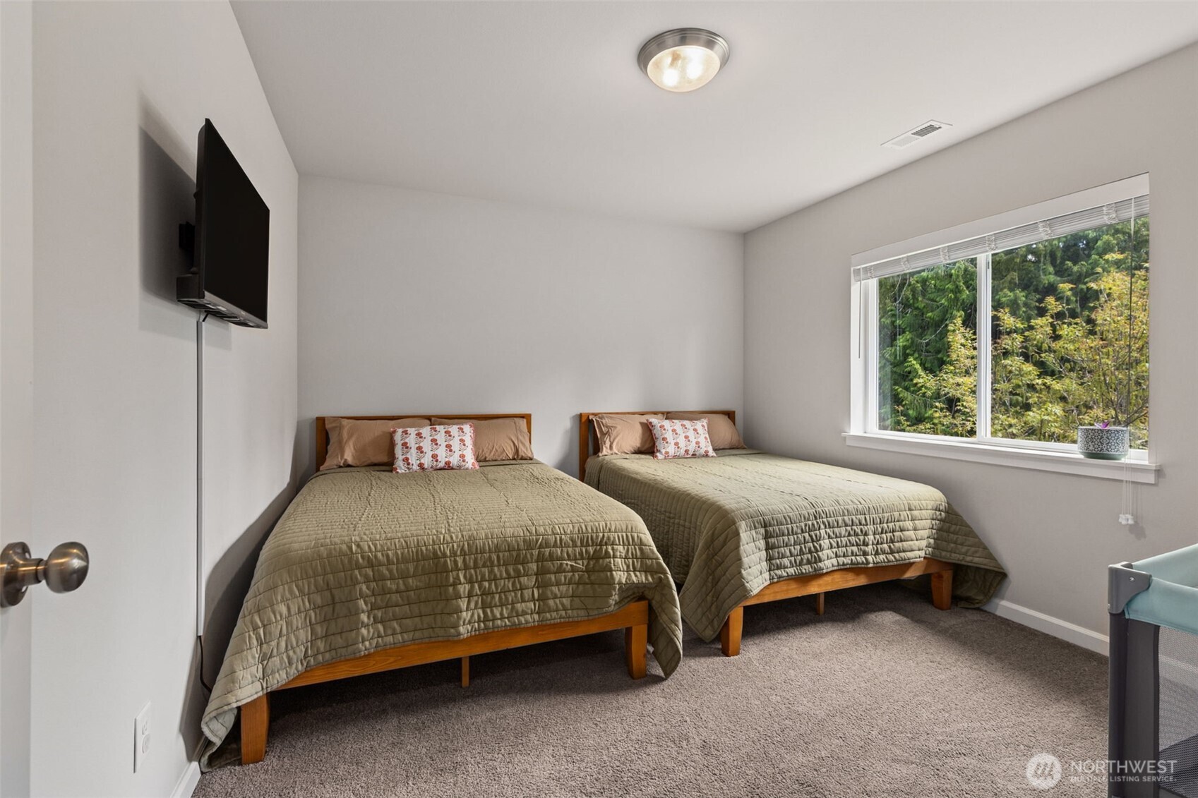 6662 Percy Lane SE, Tumwater, WA 98501