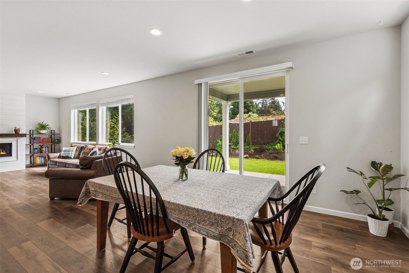 6662 Percy Lane SE, Tumwater, WA 98501