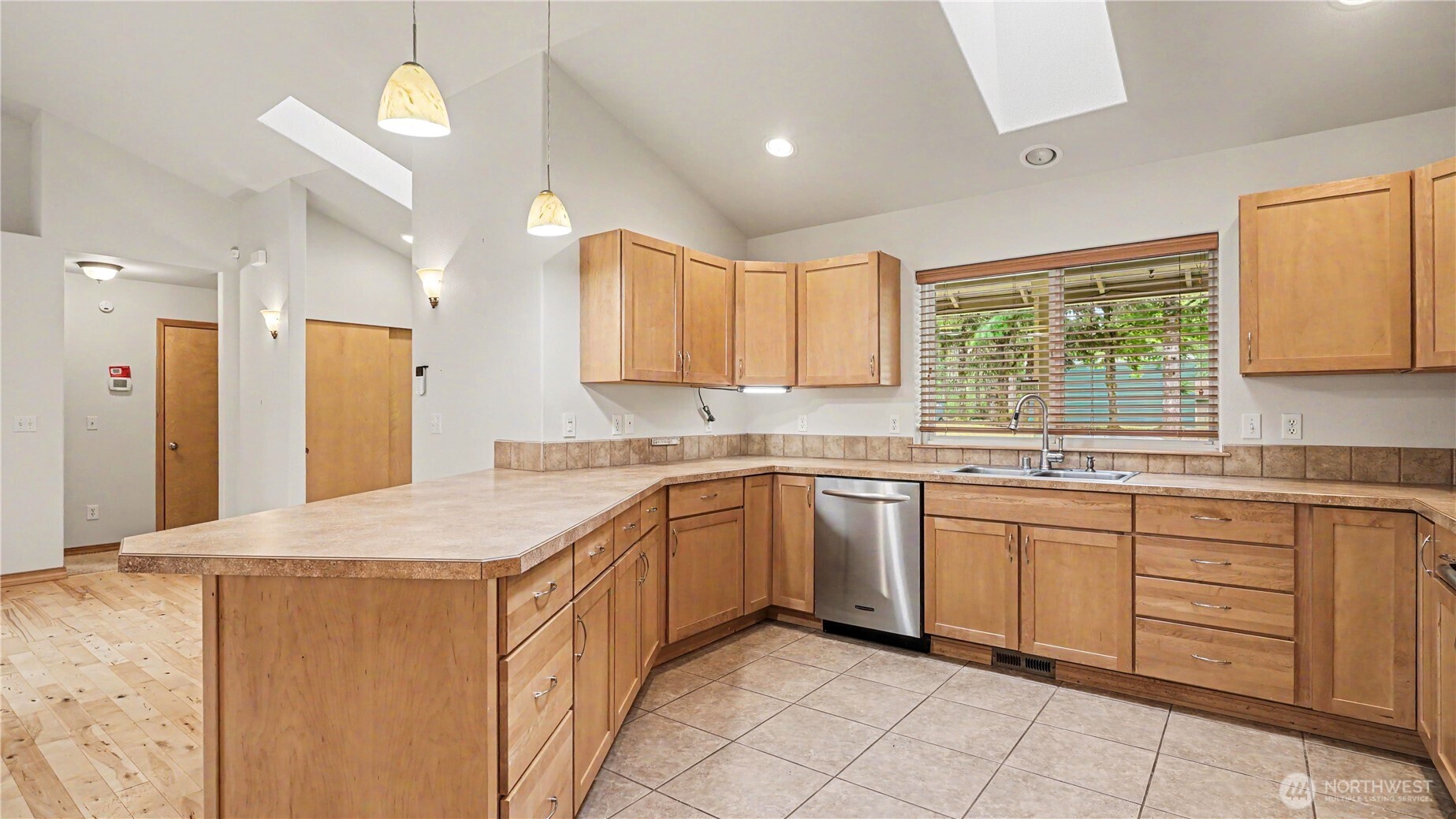 150 E Shadow Lane , Shelton, WA 98584