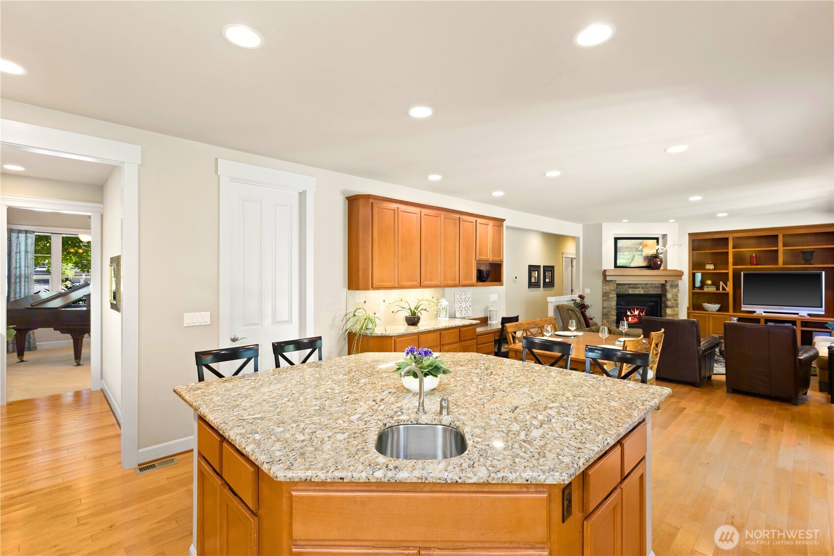 2841 275th Avenue SE, Sammamish, WA 98075