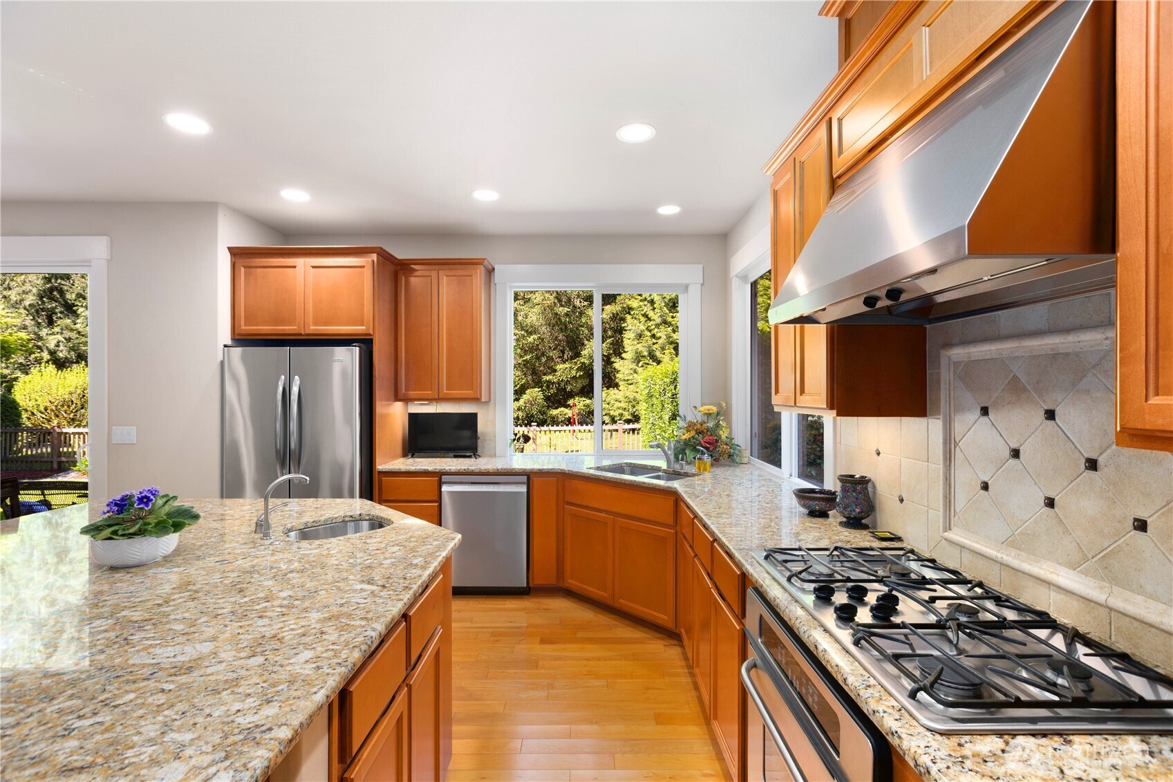 2841 275th Avenue SE, Sammamish, WA 98075