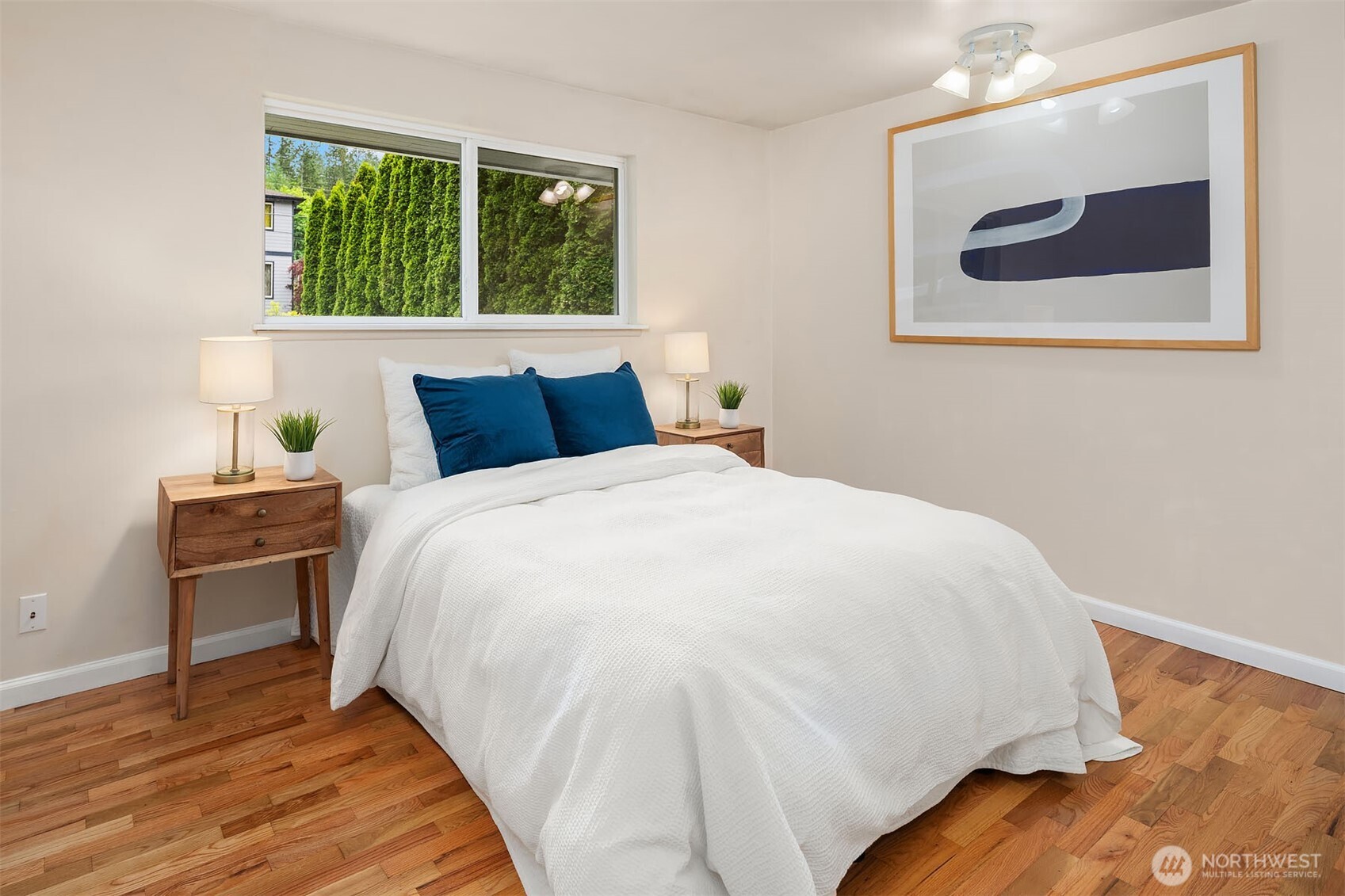 570 SE Andrews Street , Issaquah, WA 98027