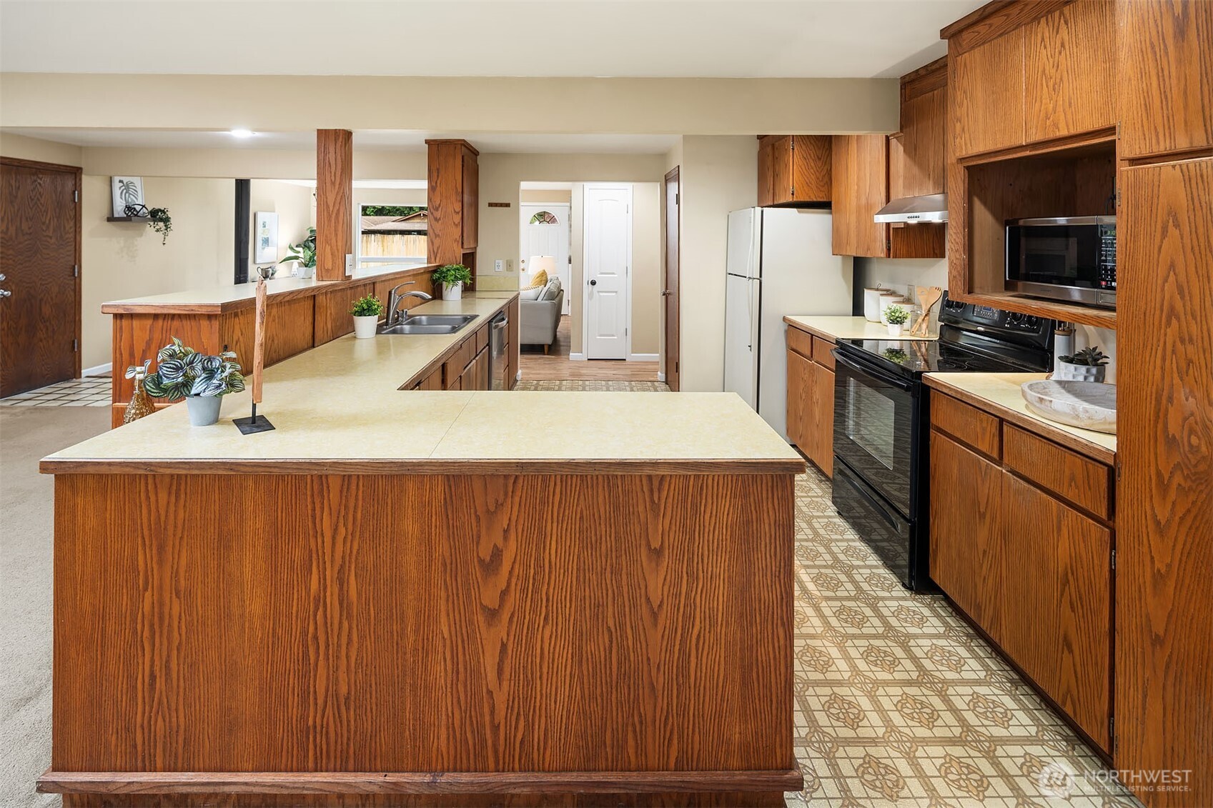 570 SE Andrews Street , Issaquah, WA 98027