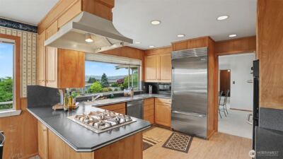 5810 NE 181st Street , Kenmore, WA 98028 - Photo 16