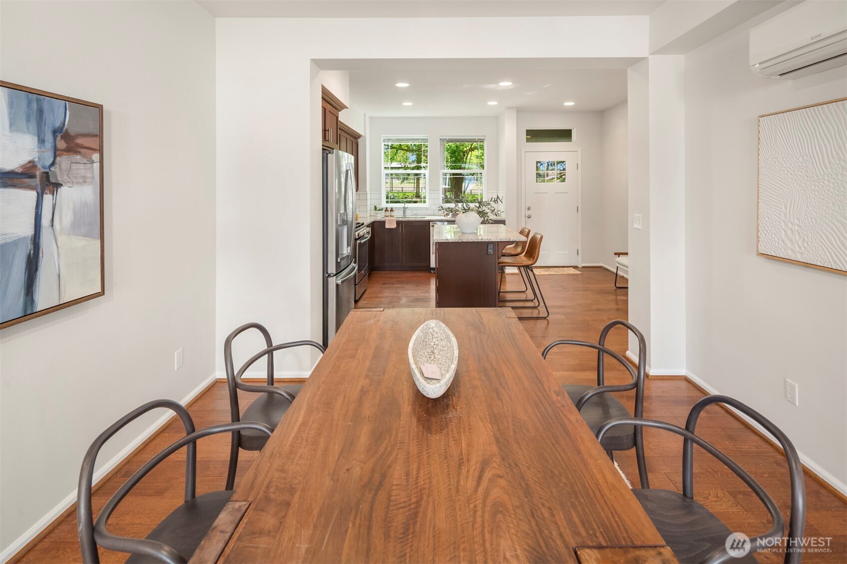 6942 31st Avenue SW, Seattle, WA 98126-4205