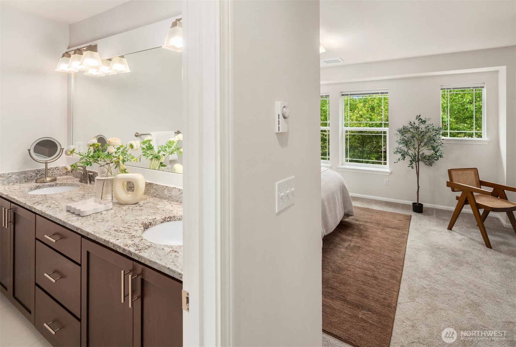 6942 31st Avenue SW, Seattle, WA 98126-4205