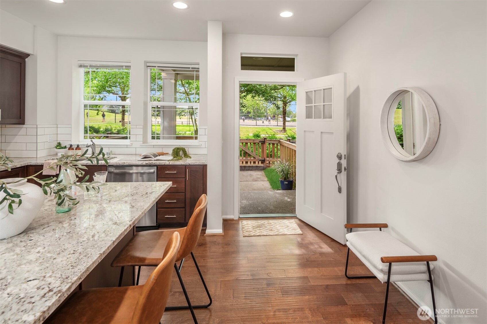 6942 31st Avenue SW, Seattle, WA 98126-4205