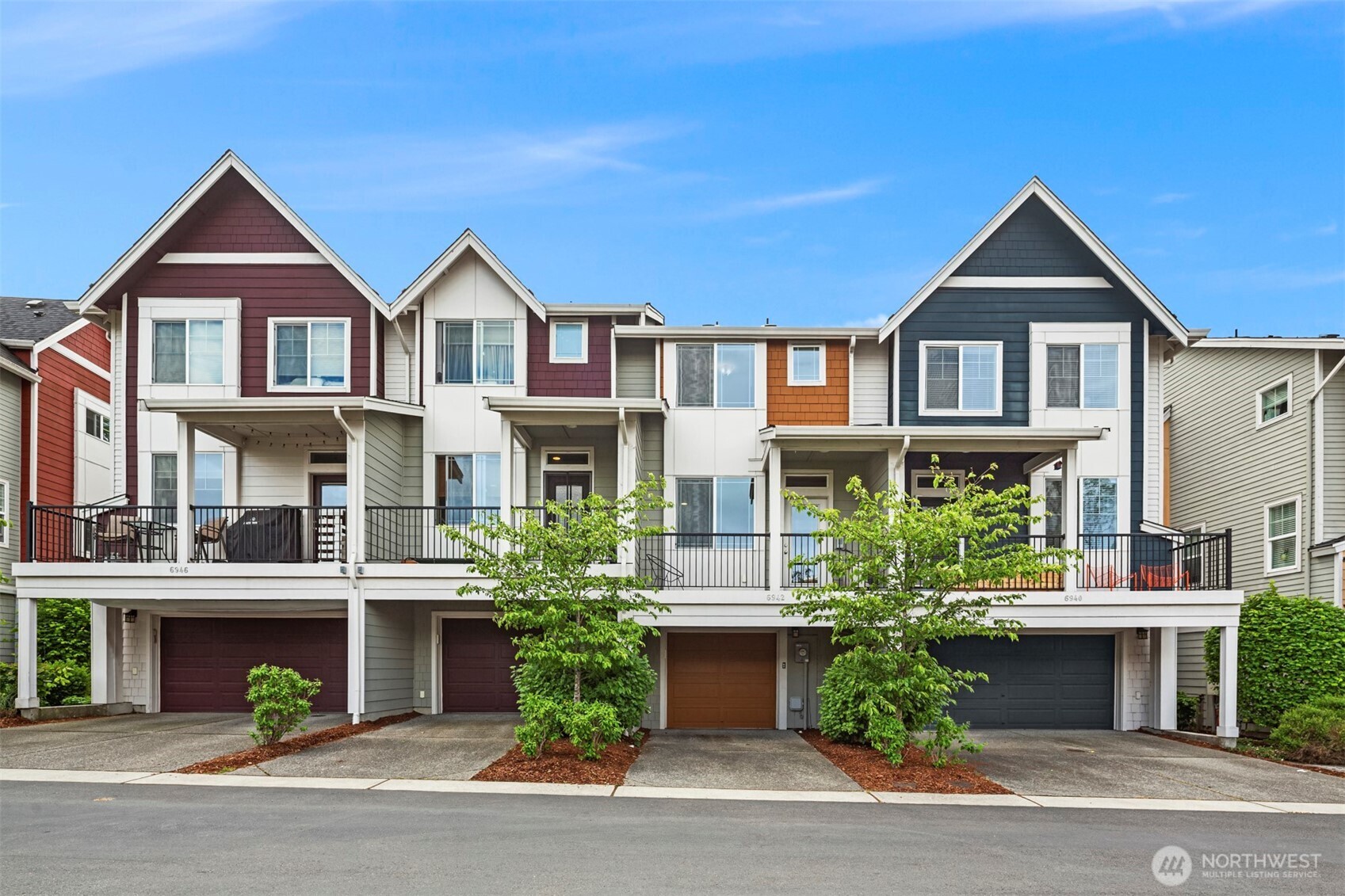 6942 31st Avenue SW, Seattle, WA 98126-4205