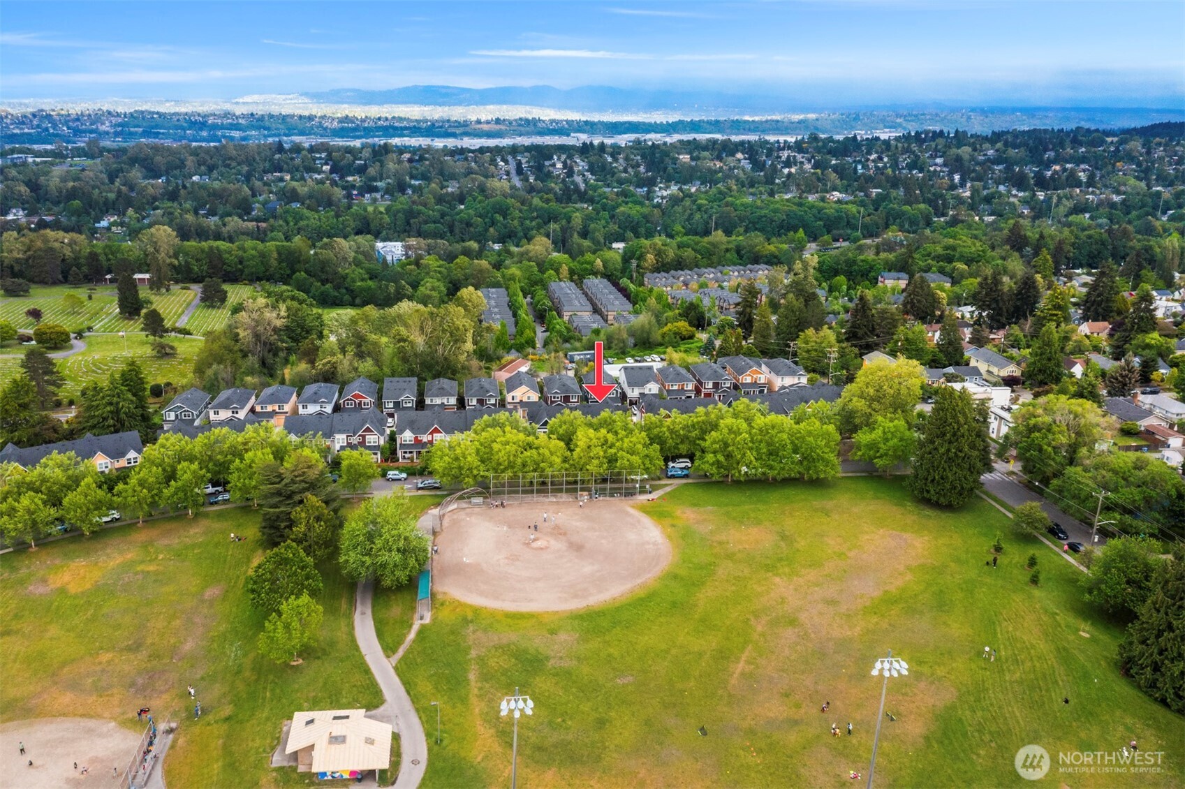 6942 31st Avenue SW, Seattle, WA 98126-4205