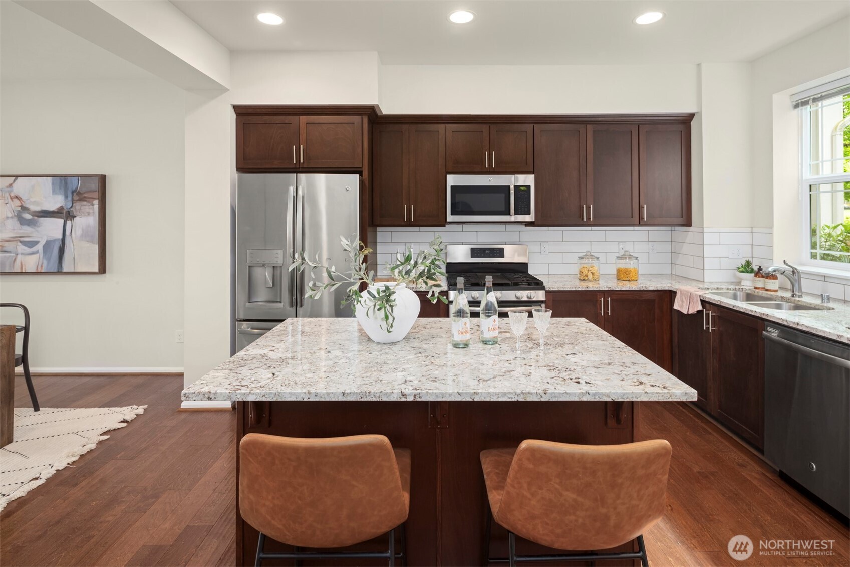 6942 31st Avenue SW, Seattle, WA 98126-4205