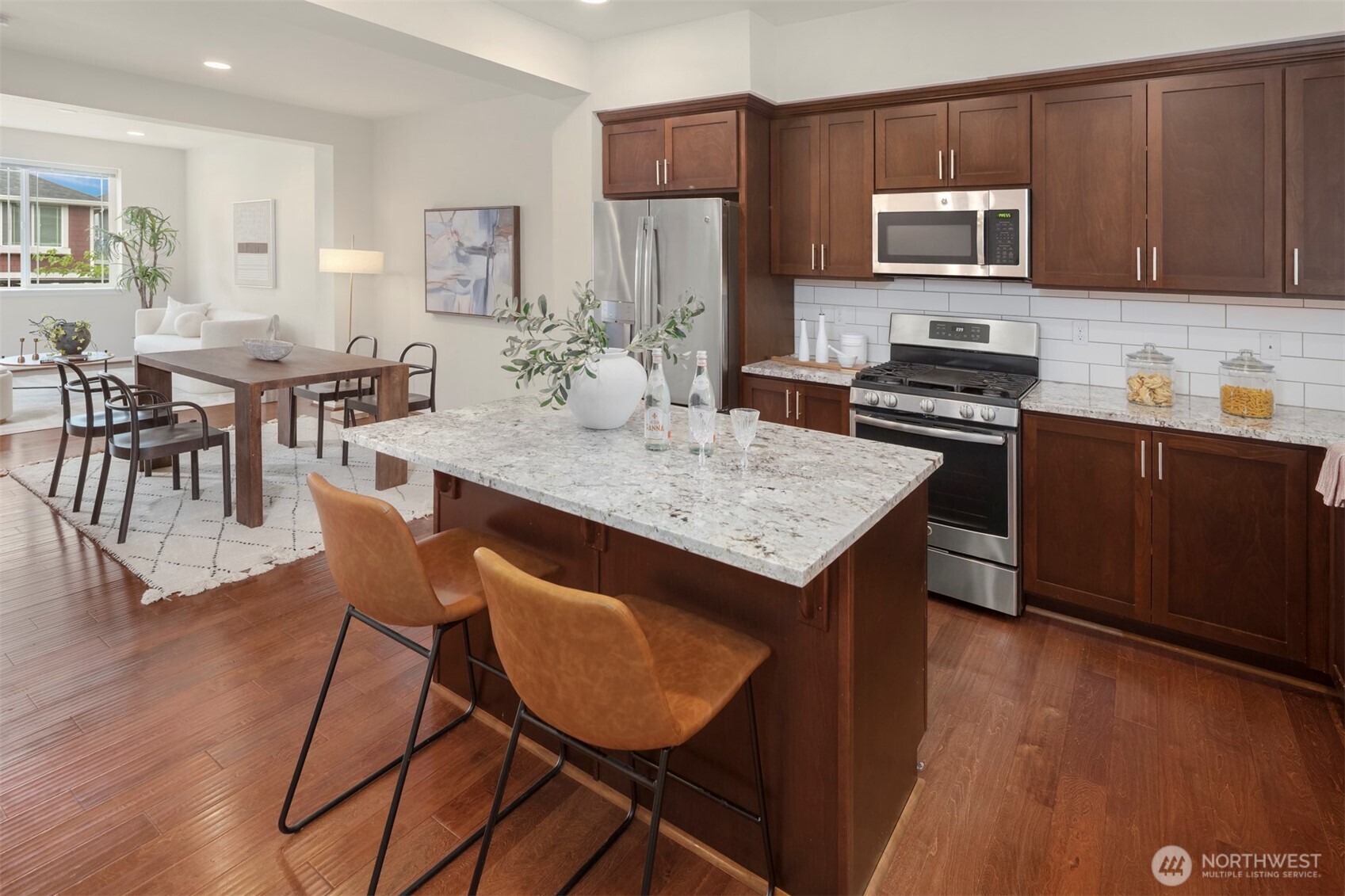 6942 31st Avenue SW, Seattle, WA 98126-4205