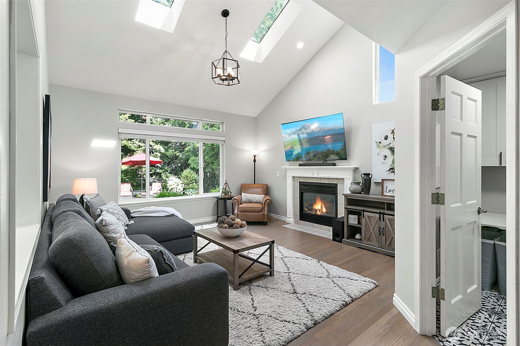 1115 Hemlock Avenue SW, North Bend, WA 98045