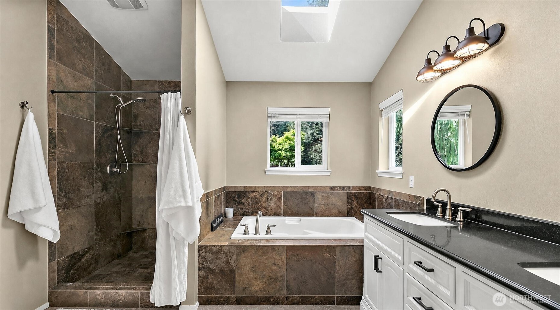 1115 Hemlock Avenue SW, North Bend, WA 98045