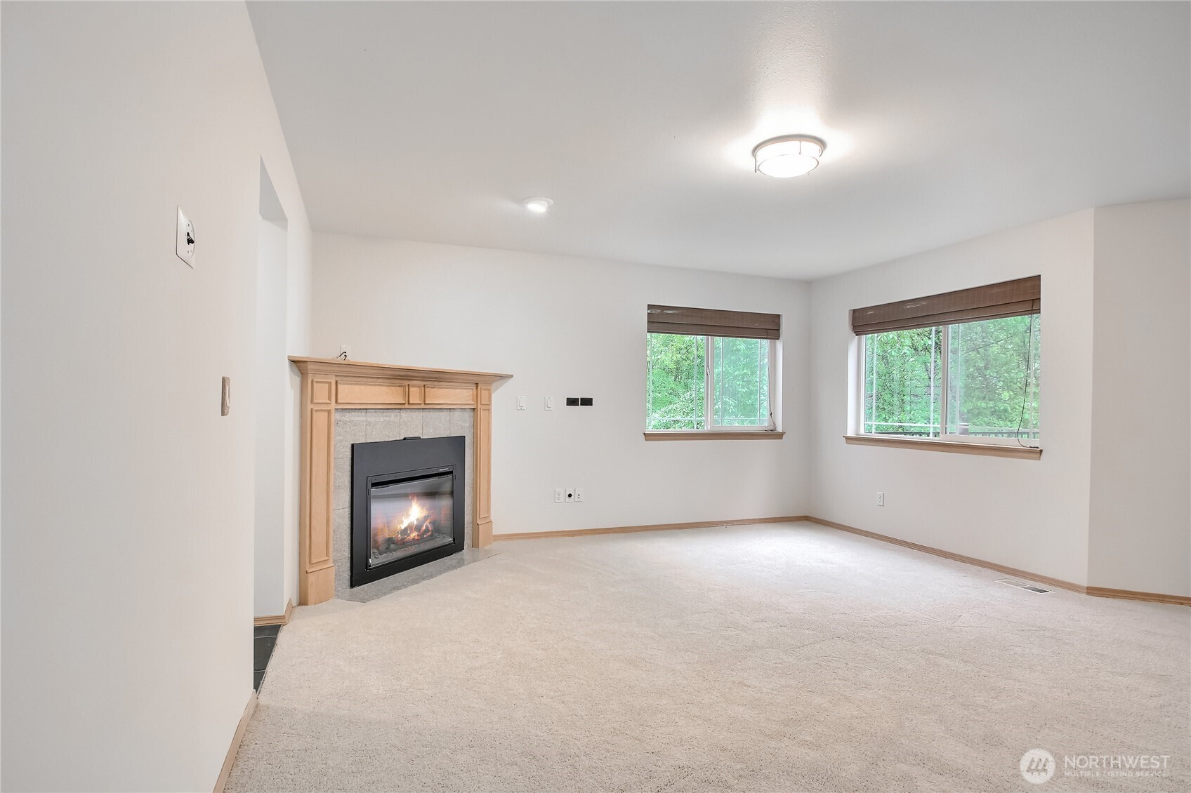 9430 NE 181st Lane , Bothell, WA 98011-3357