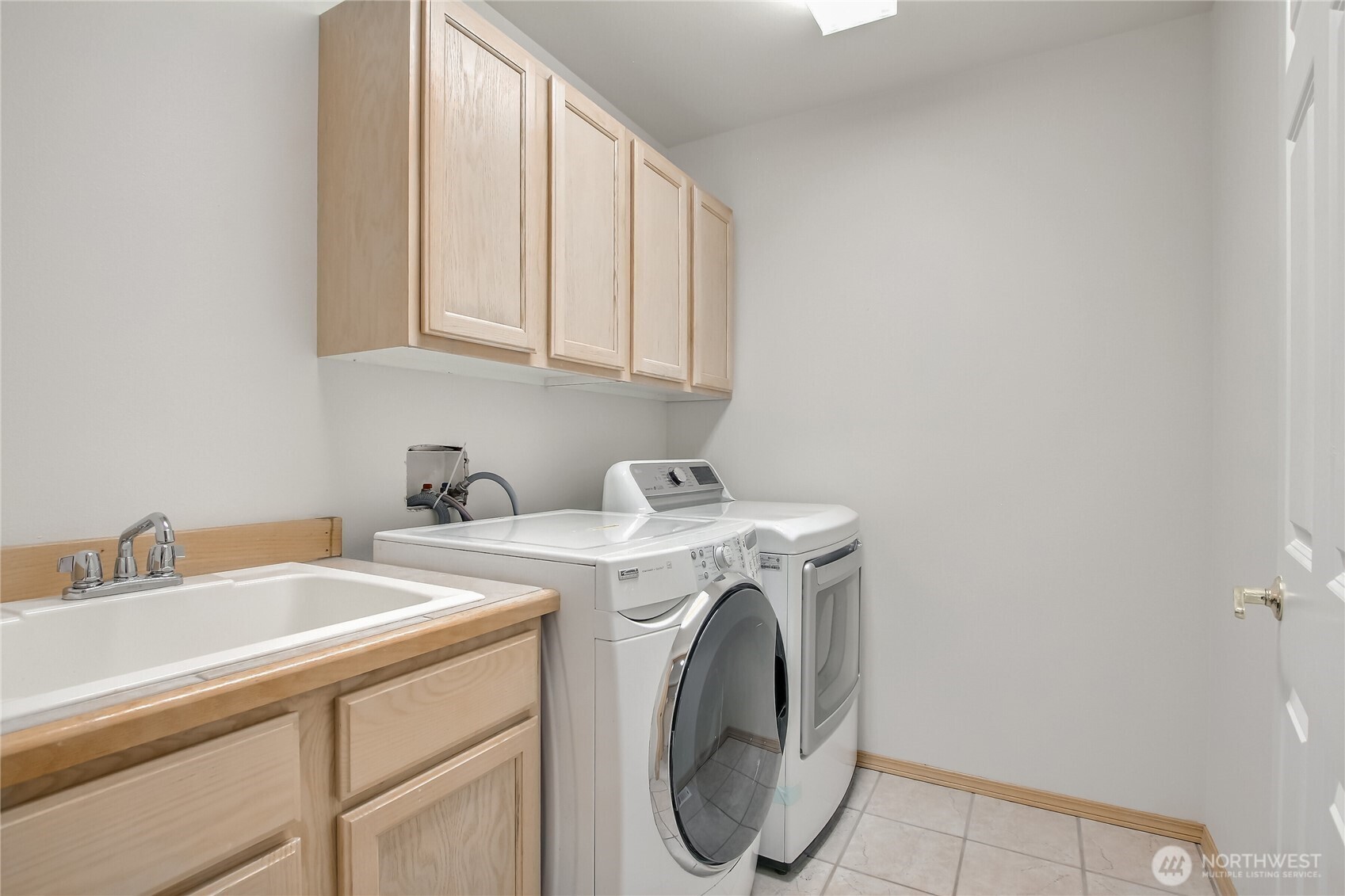 9430 NE 181st Lane , Bothell, WA 98011-3357