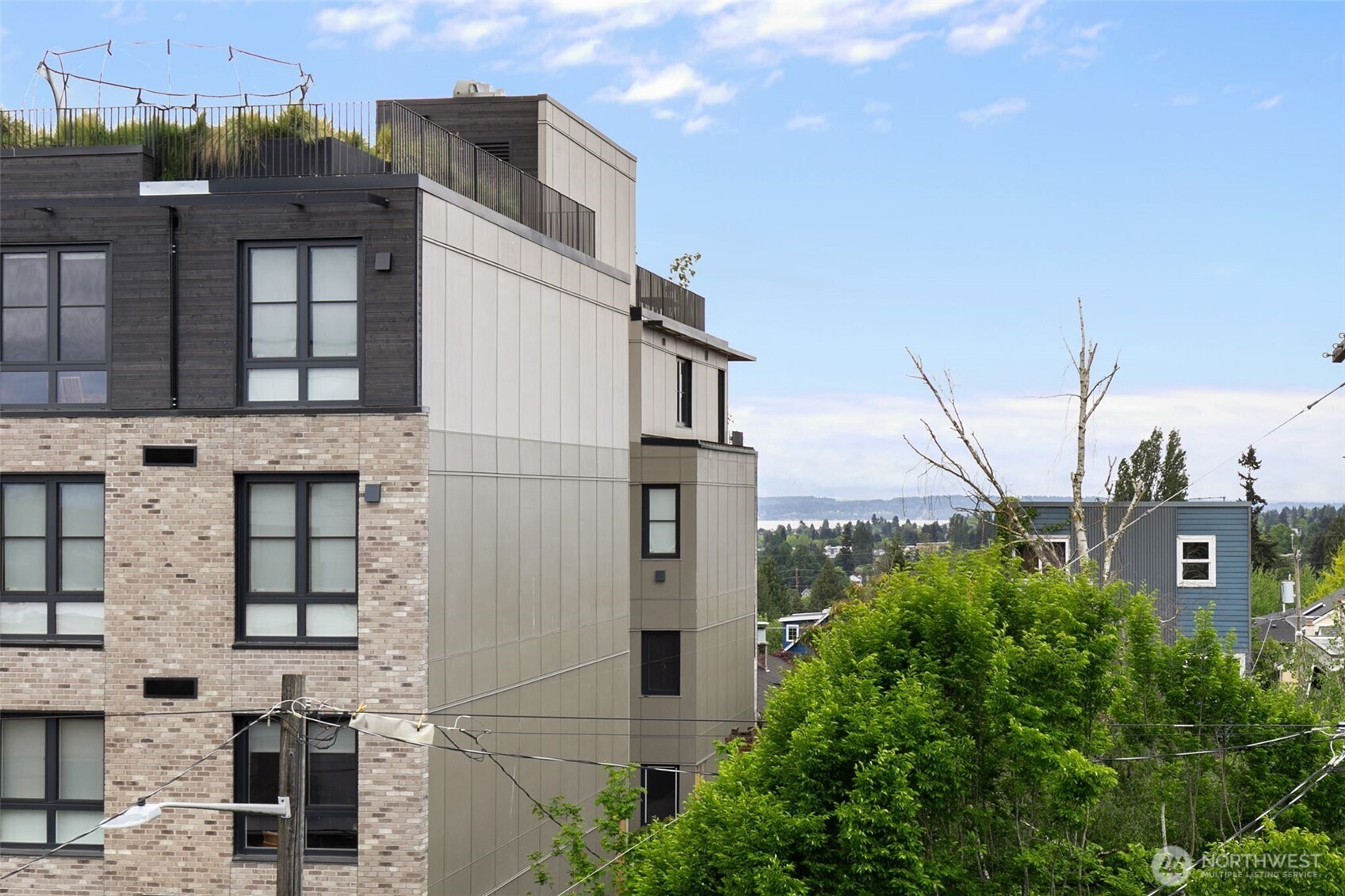 7020 Greenwood Avenue N, Seattle, WA 98103