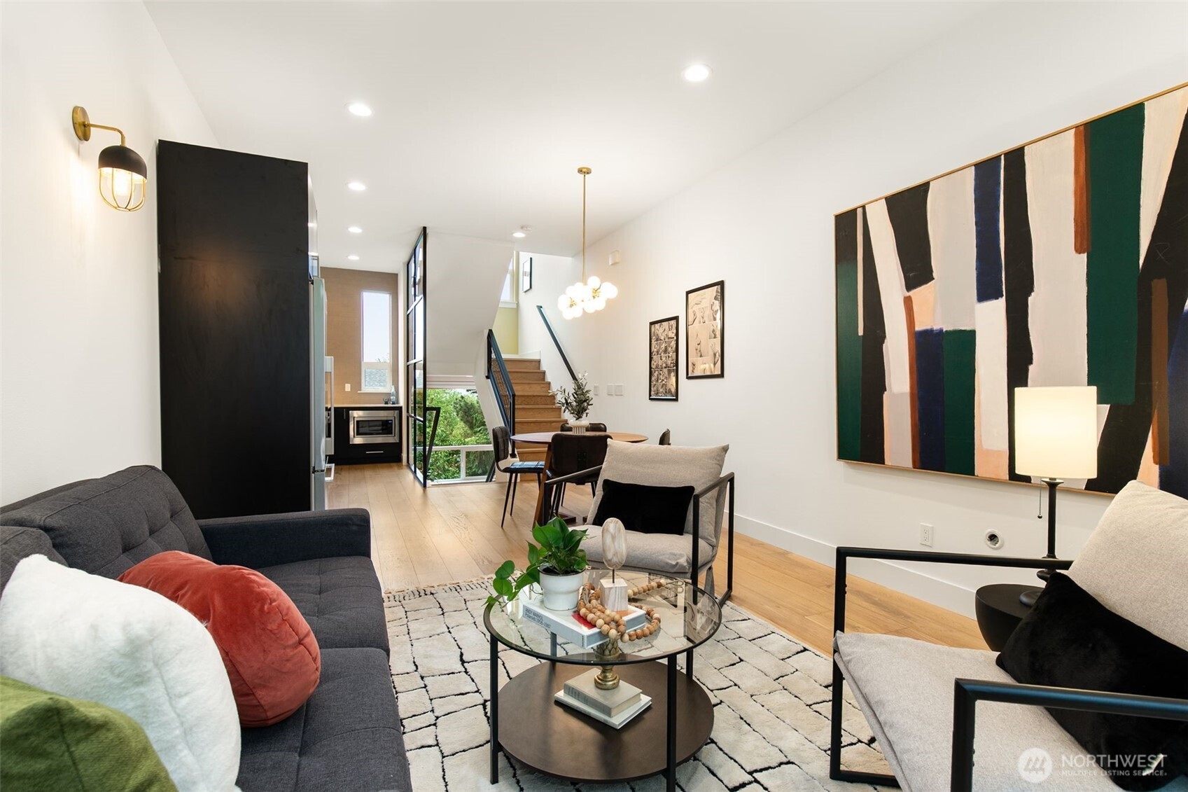 7020 Greenwood Avenue N, Seattle, WA 98103