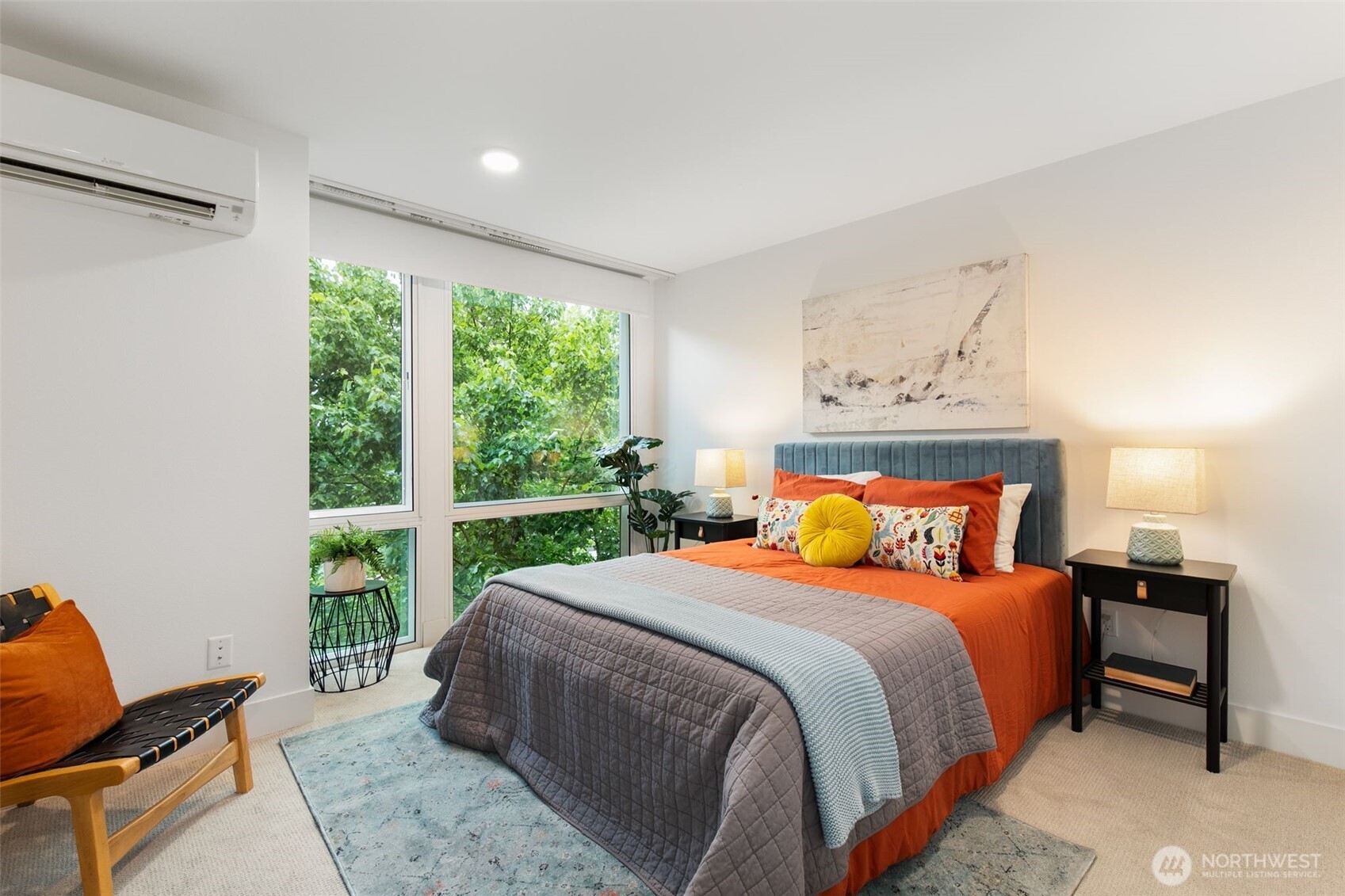 7020 Greenwood Avenue N, Seattle, WA 98103