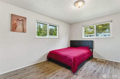 709 Enterprise Drive NE, Lacey, WA 98516 - Photo 11