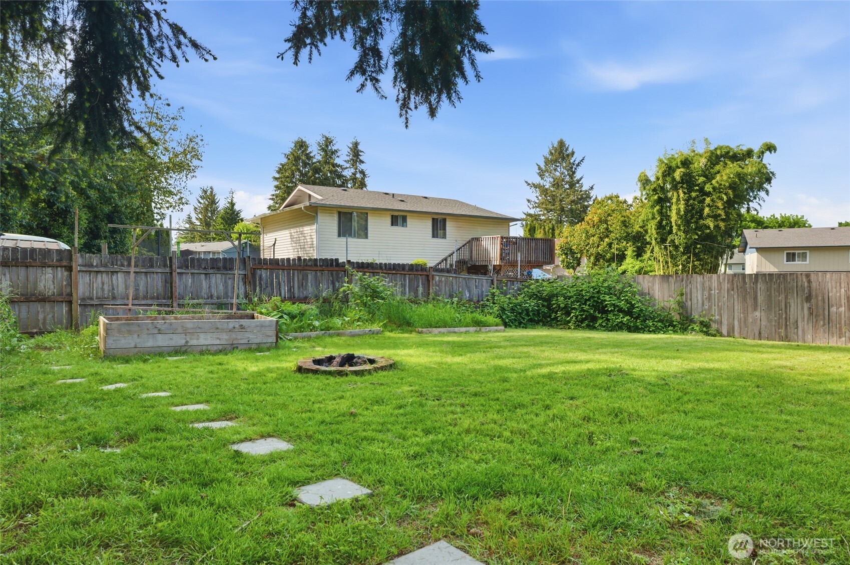 709 Enterprise Drive NE, Lacey, WA 98516