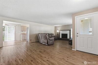 709 Enterprise Drive NE, Lacey, WA 98516 - Photo 2