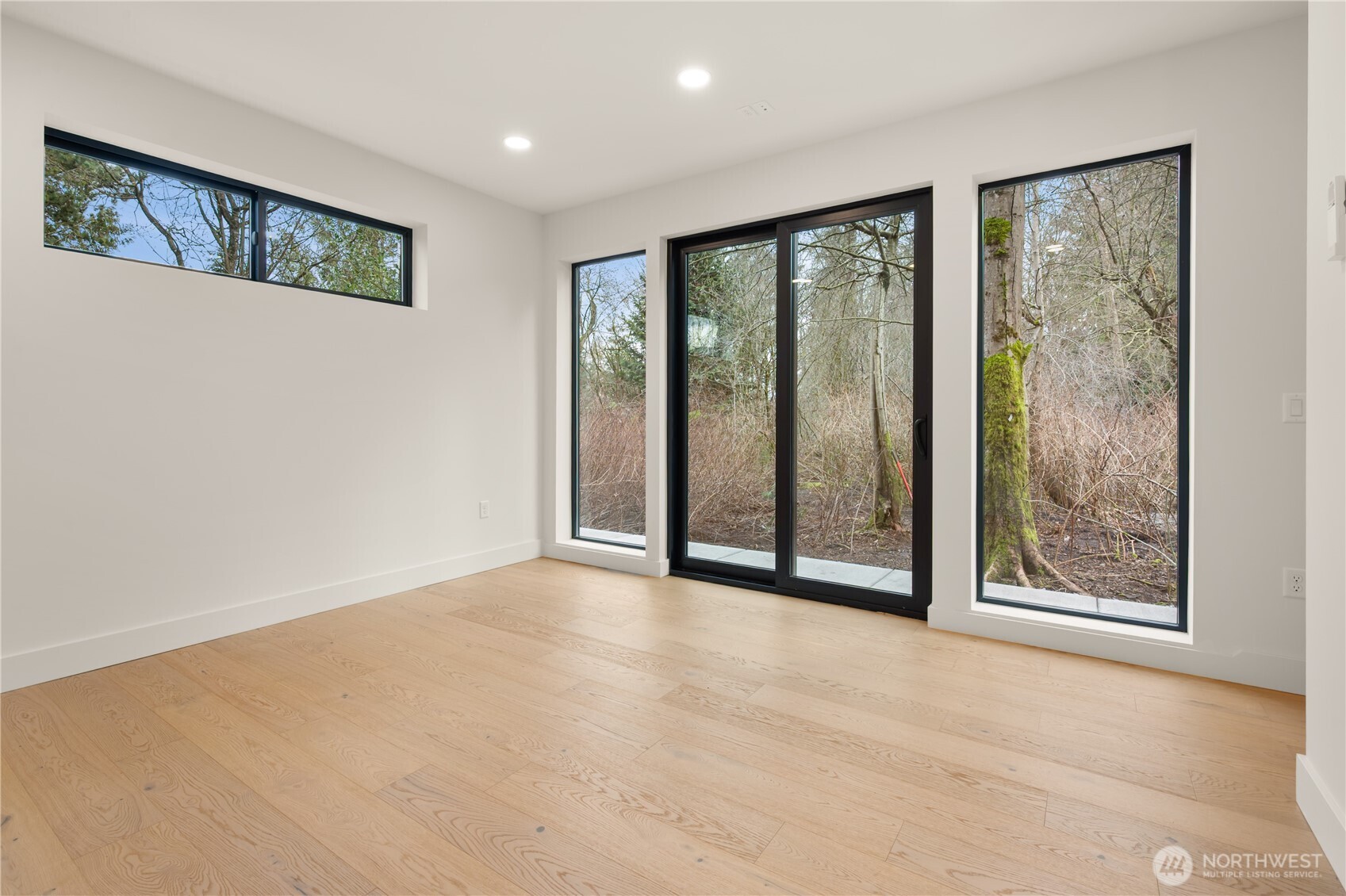 300 SE 208th Street , Bothell, WA 98012