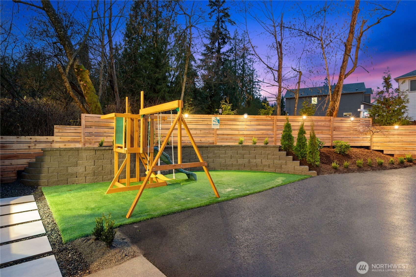 300 SE 208th Street , Bothell, WA 98012