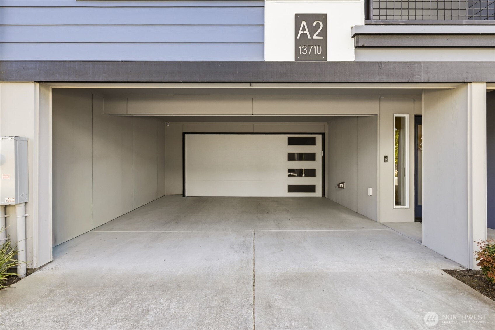 13710 Ash Way #A2, Everett, WA 98204