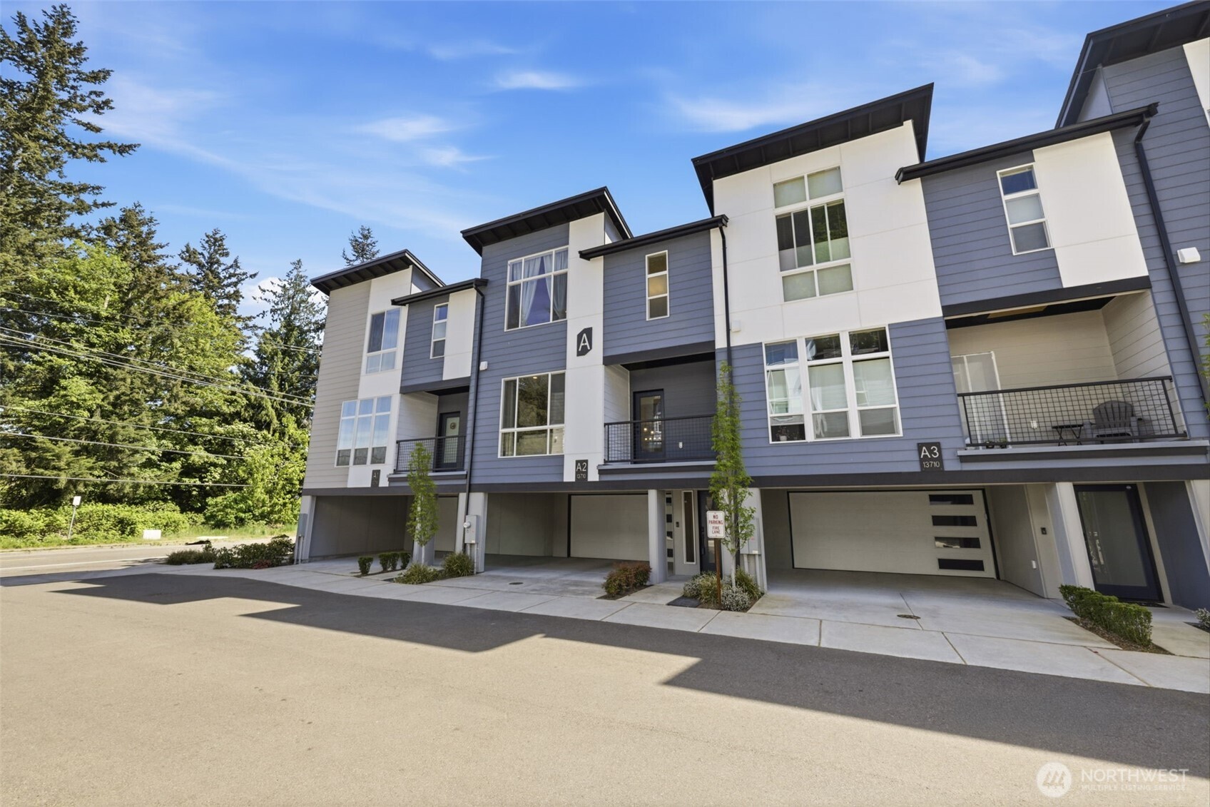 13710 Ash Way #A2, Everett, WA 98204