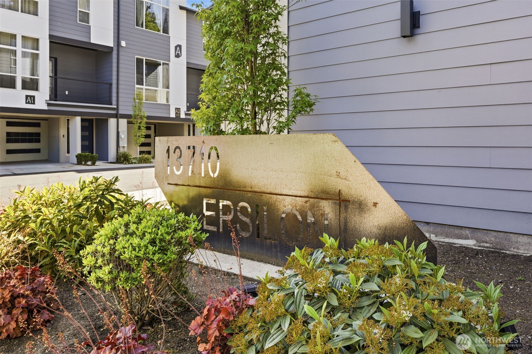 13710 Ash Way #A2, Everett, WA 98204