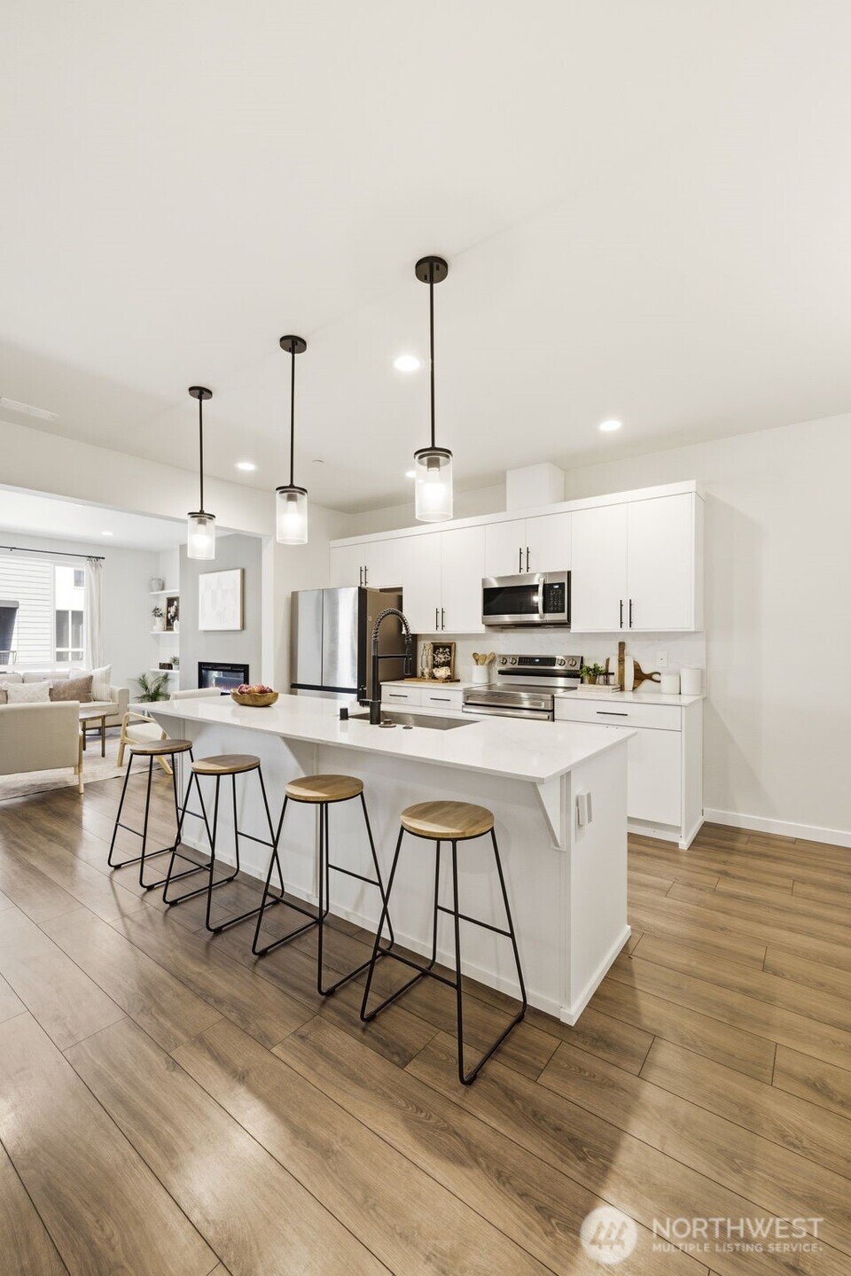 13710 Ash Way #A2, Everett, WA 98204