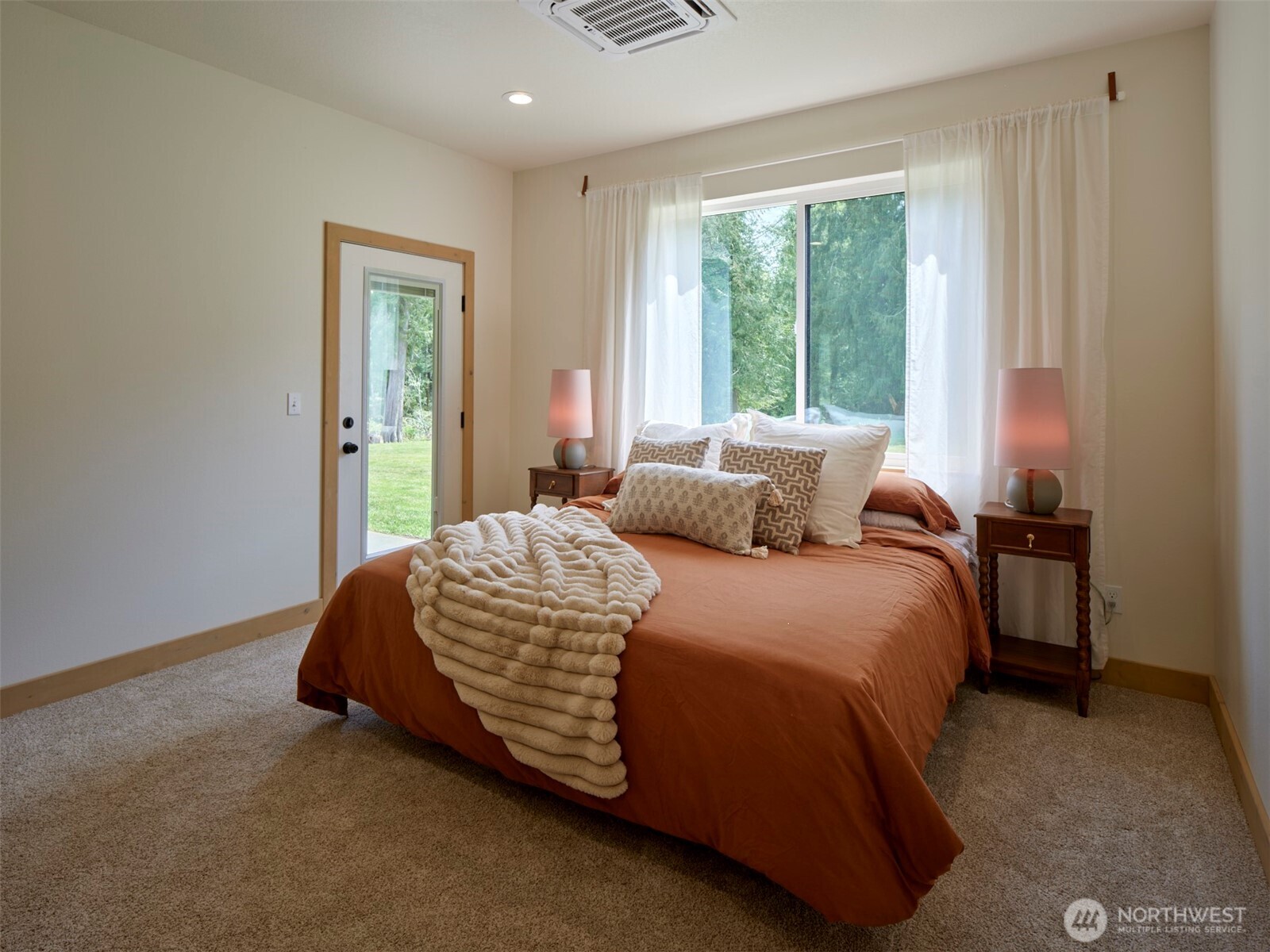 312 Little Valley Lane , Castle Rock, WA 98611
