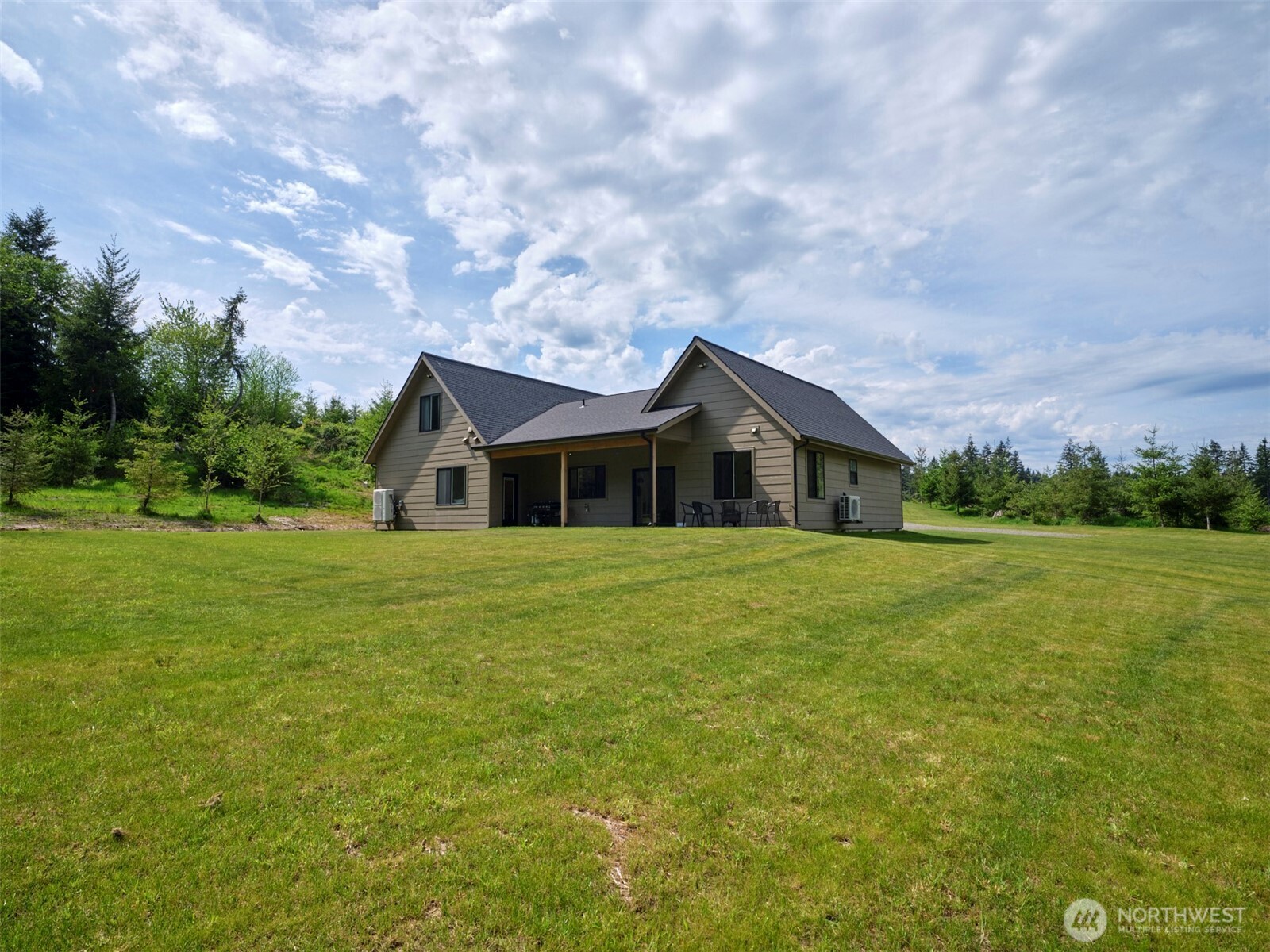 312 Little Valley Lane , Castle Rock, WA 98611