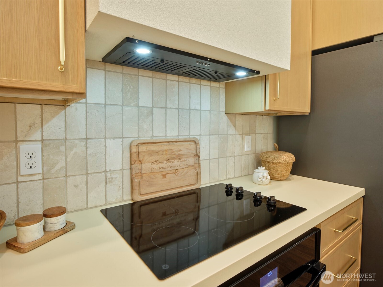 312 Little Valley Lane , Castle Rock, WA 98611