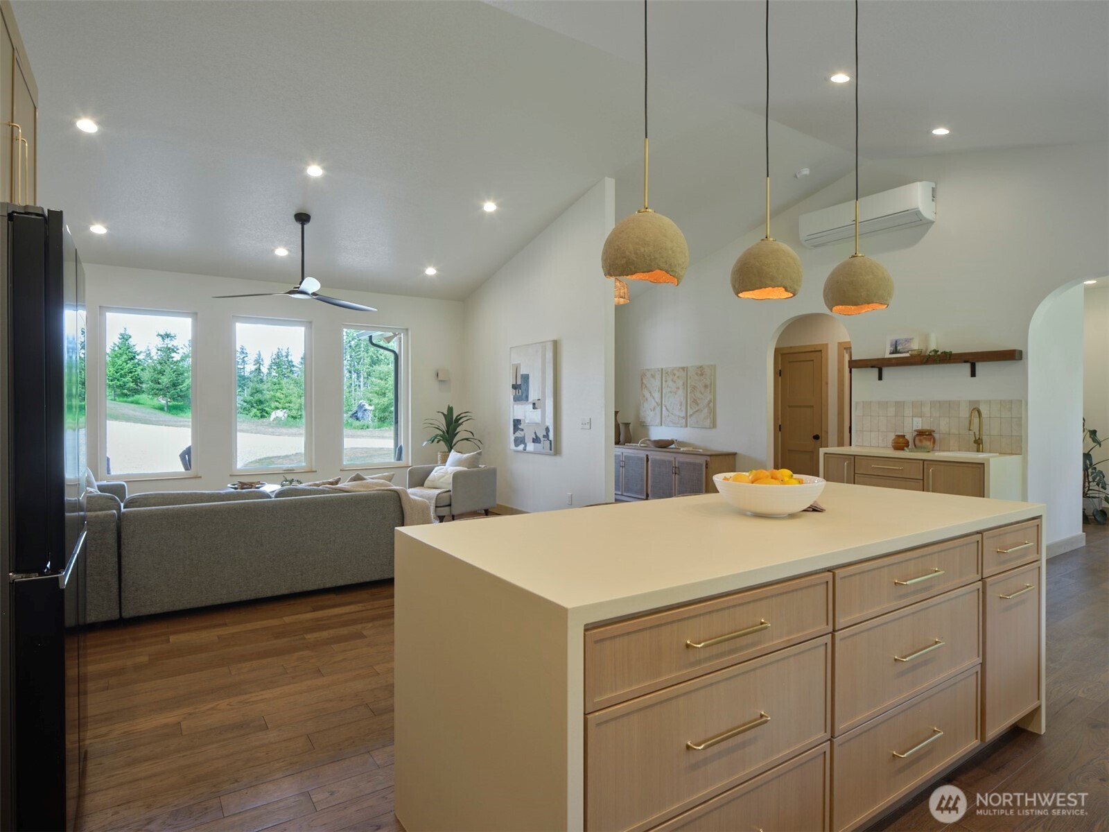 312 Little Valley Lane , Castle Rock, WA 98611