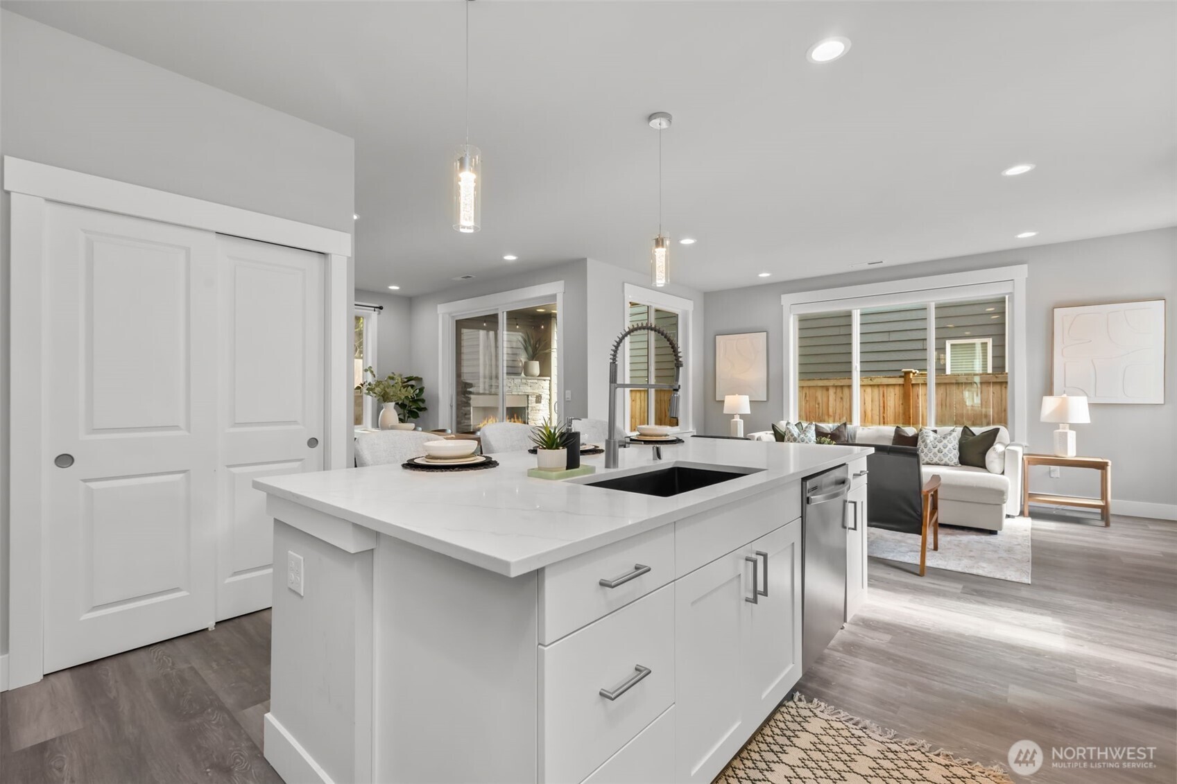 16539 8th Avenue NE #A, Shoreline, WA 98155