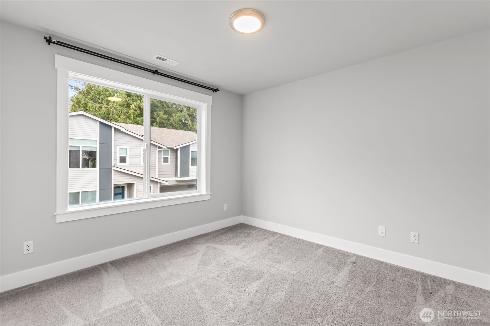 16539 8th Avenue NE #A, Shoreline, WA 98155