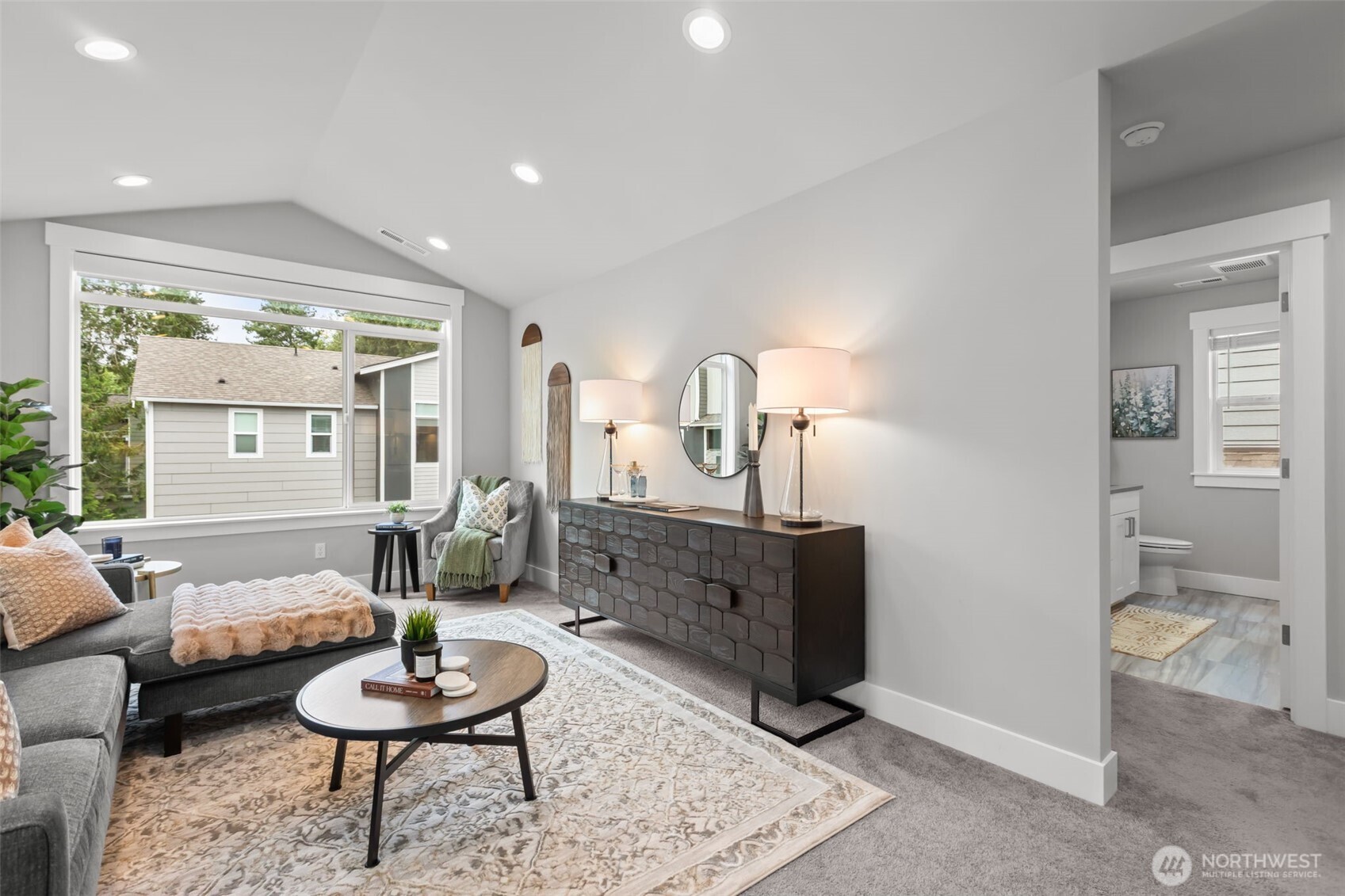 16539 8th Avenue NE #A, Shoreline, WA 98155