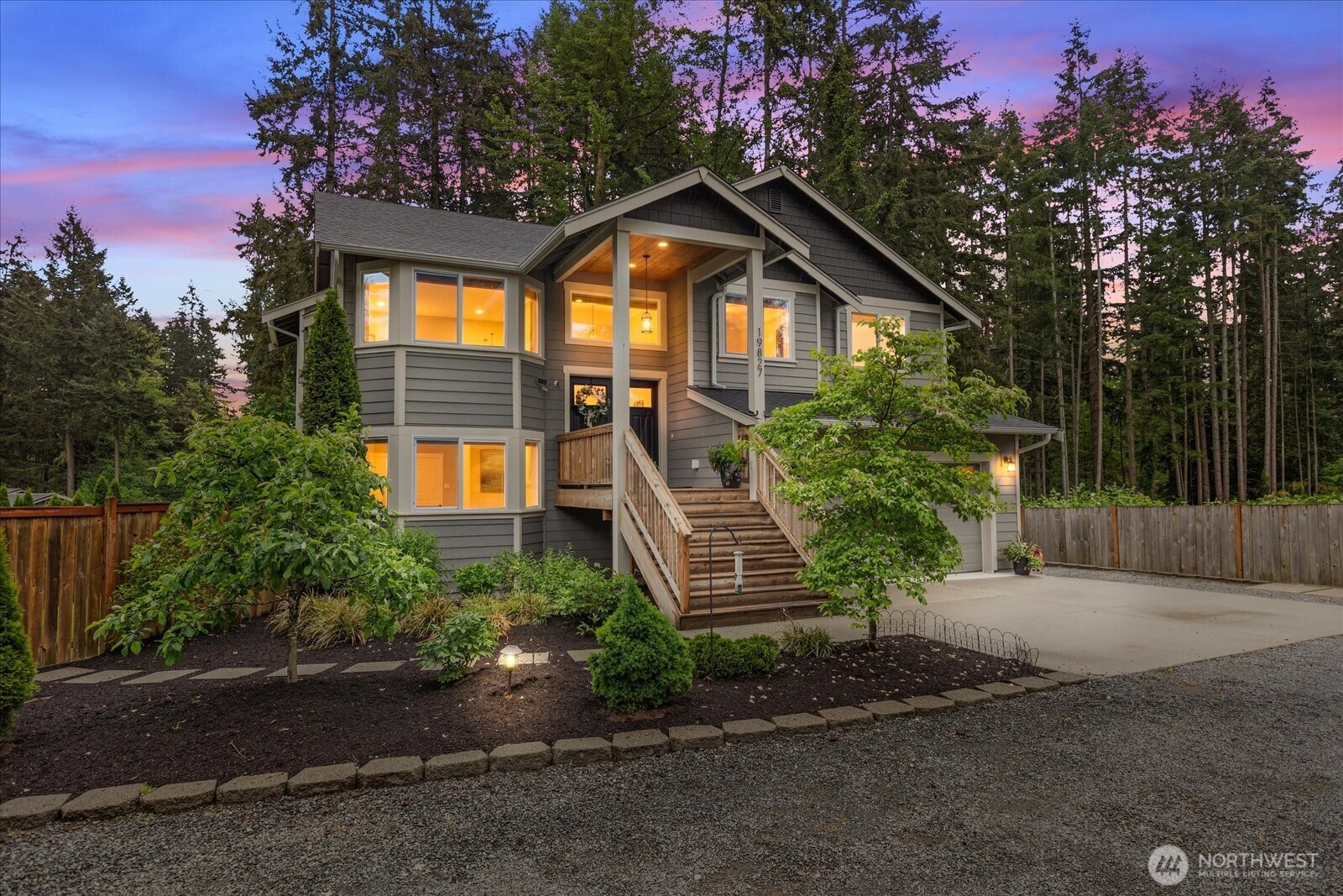 19827 Cypress Way Way , Lynnwood, WA 98036