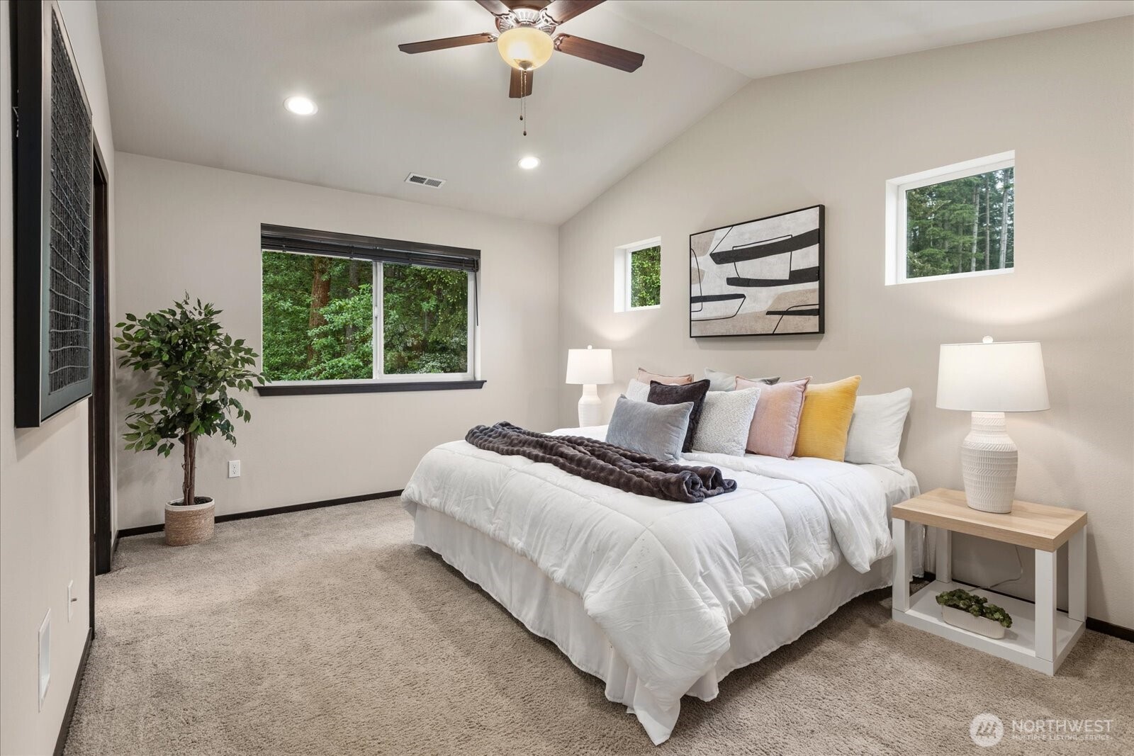 19827 Cypress Way Way , Lynnwood, WA 98036