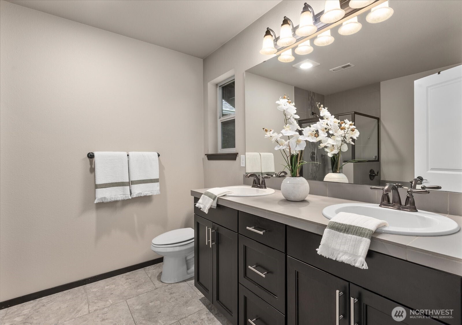 19827 Cypress Way Way , Lynnwood, WA 98036
