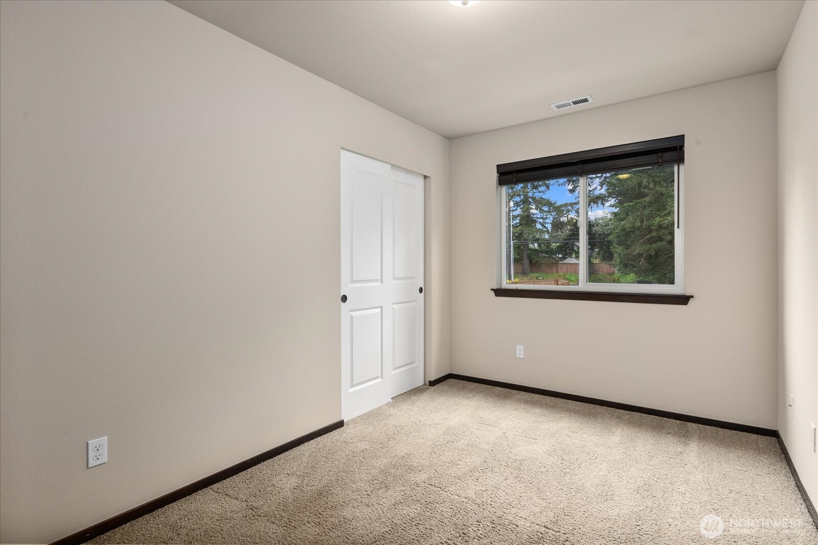 19827 Cypress Way Way , Lynnwood, WA 98036