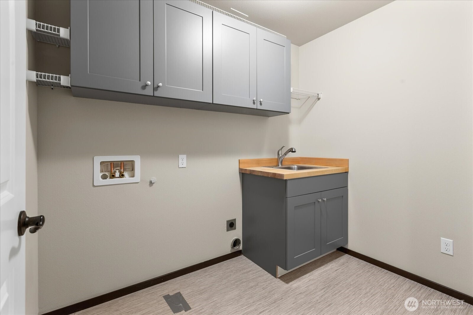 19827 Cypress Way Way , Lynnwood, WA 98036