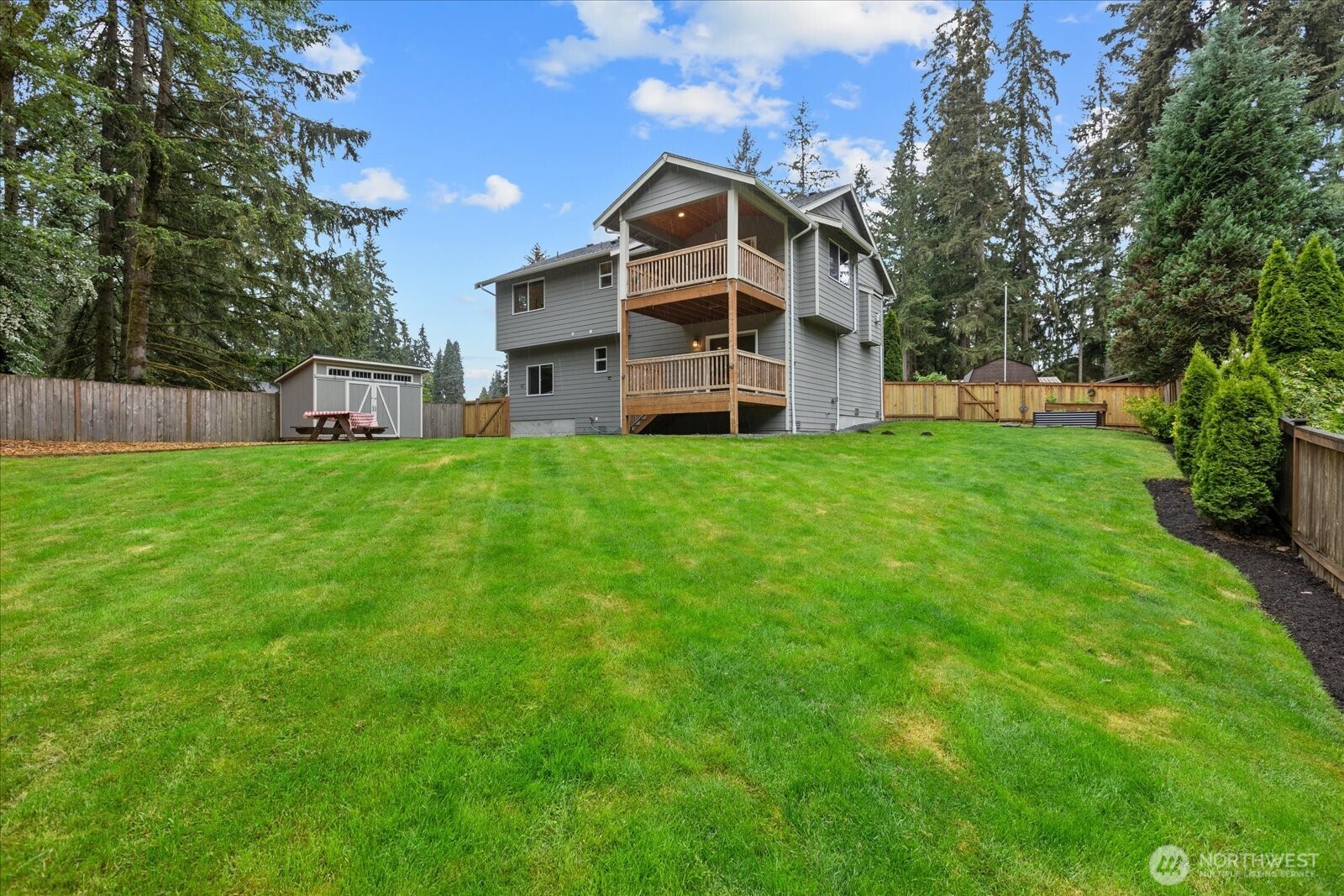 19827 Cypress Way Way , Lynnwood, WA 98036