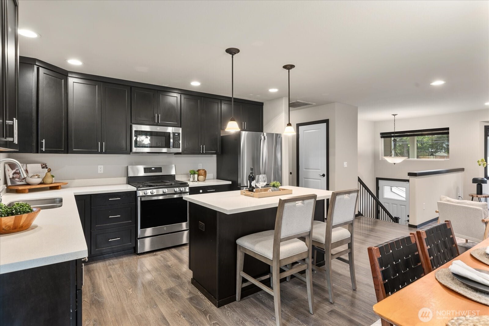 19827 Cypress Way Way , Lynnwood, WA 98036