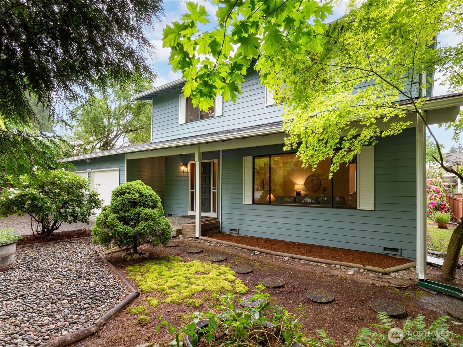 20106 96th Avenue NE, Bothell, WA 98011-2309