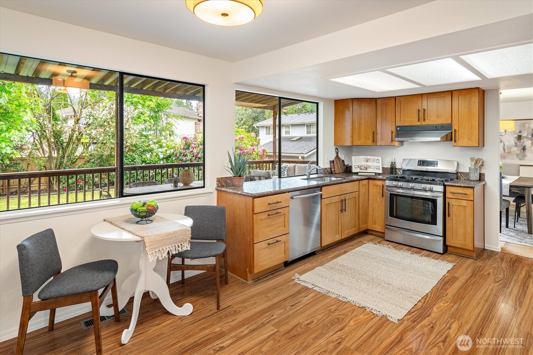 20106 96th Avenue NE, Bothell, WA 98011-2309