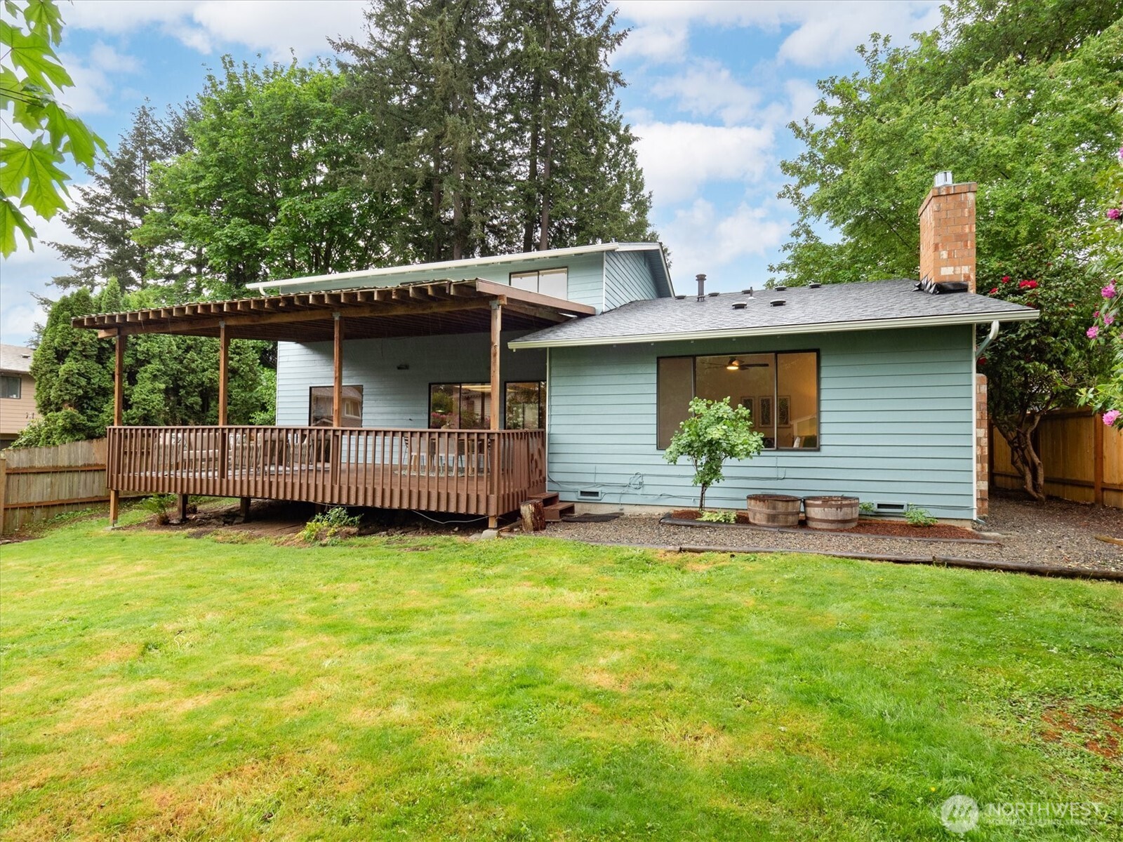 20106 96th Avenue NE, Bothell, WA 98011-2309