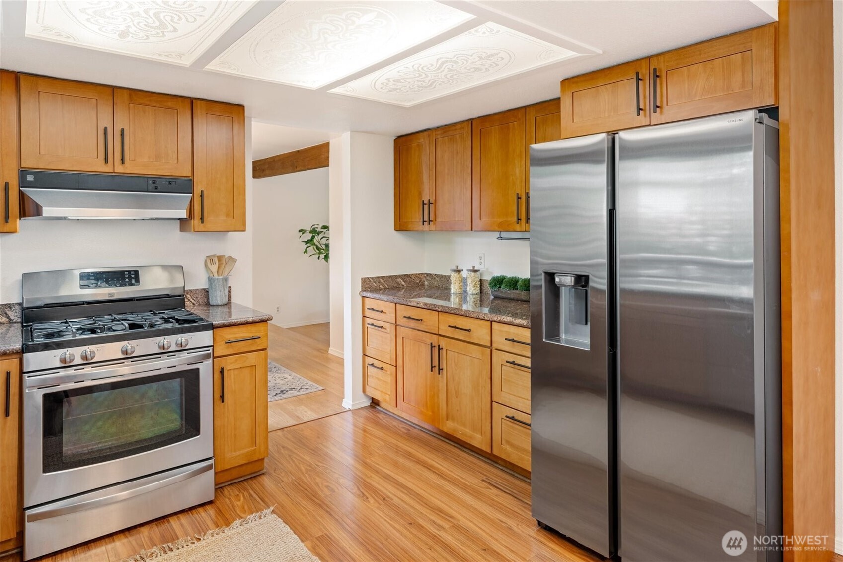 20106 96th Avenue NE, Bothell, WA 98011-2309