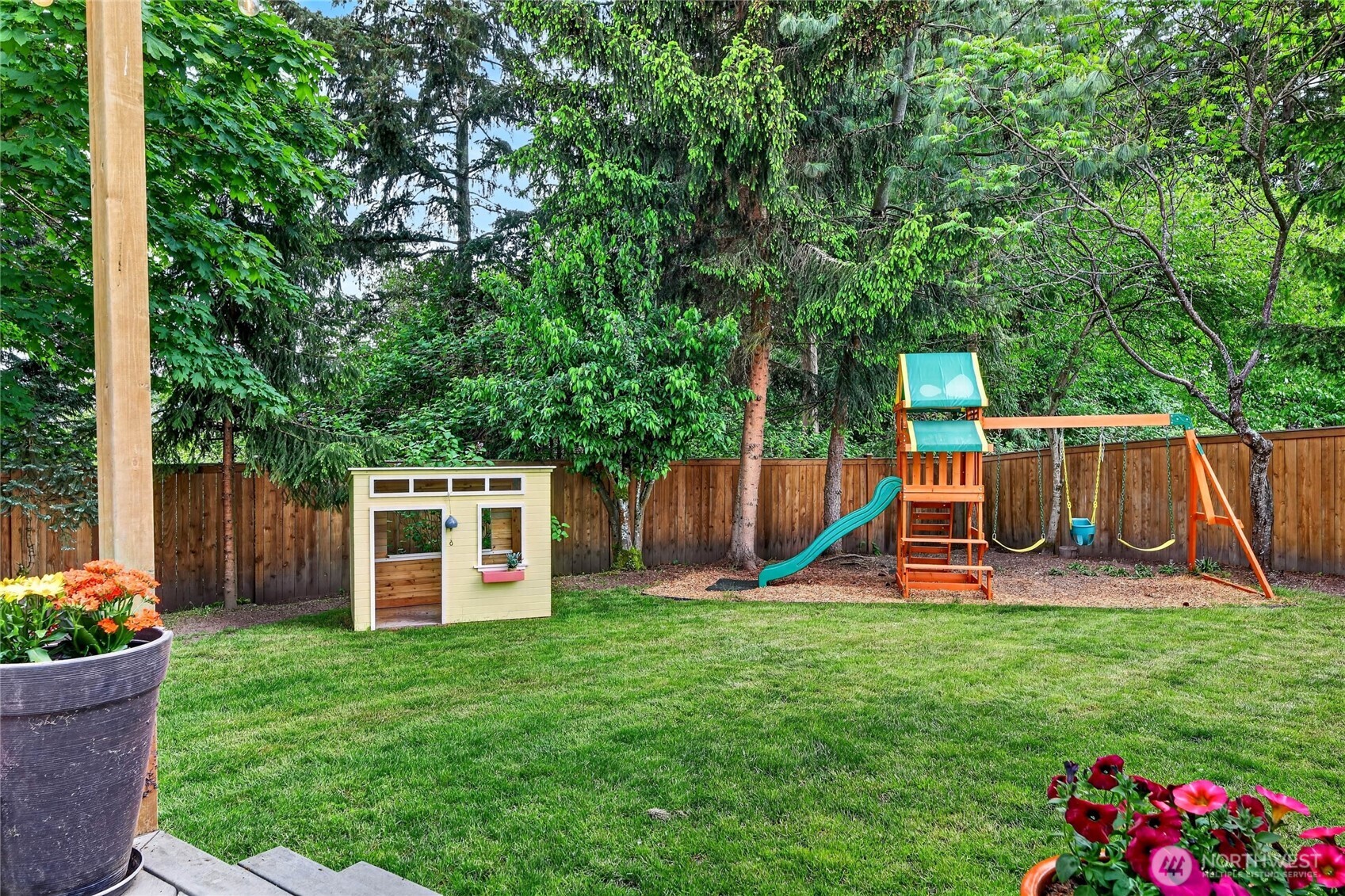 411 25th Avenue Pl , Milton, WA 98354